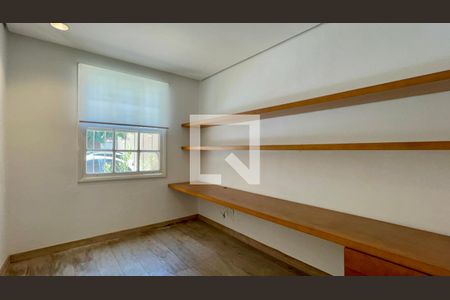 Quarto de apartamento à venda com 2 quartos, 80m² em Jardim Paulistano, São Paulo