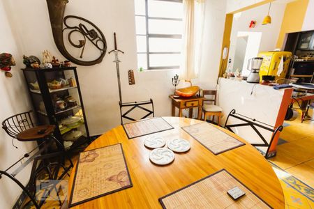 Apartamento à venda com 260m², 3 quartos e 2 vagasCopa