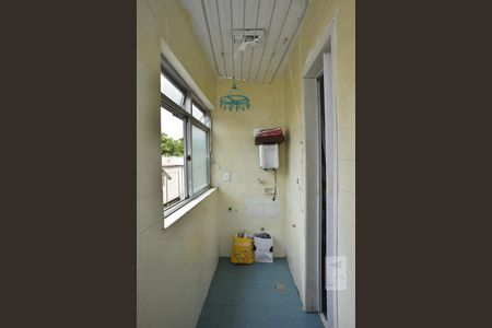 Apartamento para alugar com 70m², 2 quartos e 1 vagaÁrea de Serviço