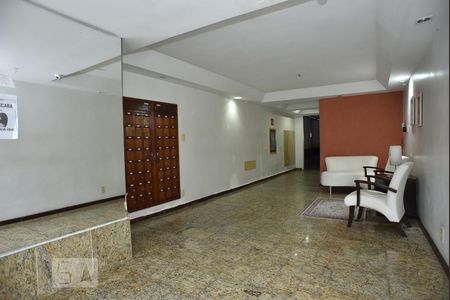 Apartamento para alugar com 70m², 2 quartos e 1 vagaHall