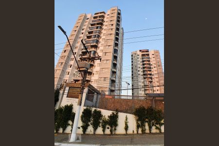 Apartamento à venda com 78m², 3 quartos e 1 vaga Apartamento à venda com 78m², 3 quartos e 1 vagaFachada