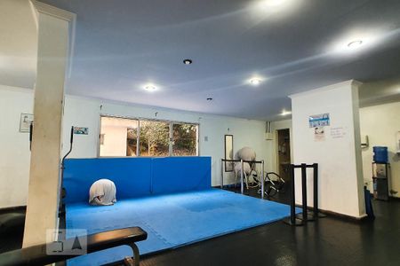 Apartamento à venda com 78m², 3 quartos e 1 vaga Apartamento à venda com 78m², 3 quartos e 1 vagaAcademia