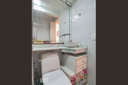 Apartamento à venda com 78m², 3 quartos e 1 vaga Apartamento à venda com 78m², 3 quartos e 1 vagaBanheiro