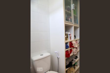 Apartamento à venda com 90m², 1 quarto e 2 vagasBanheiro da Suíte