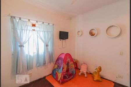 Casa à venda com 350m², 5 quartos e 2 vagasQuarto 4