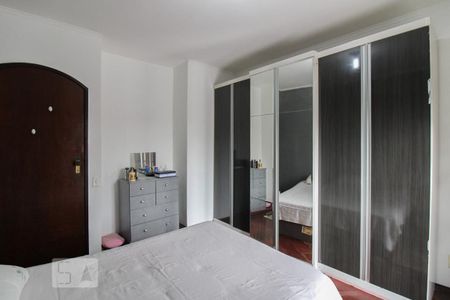 Casa à venda com 350m², 5 quartos e 2 vagasQuarto 5