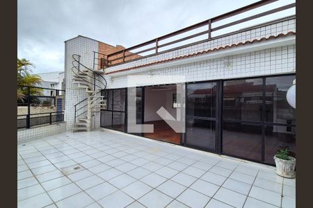 Apartamento à venda com 360m², 5 quartos e 2 vagasVaranda