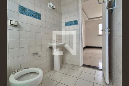 Apartamento à venda com 360m², 5 quartos e 2 vagasBanheiro da Suíte 3