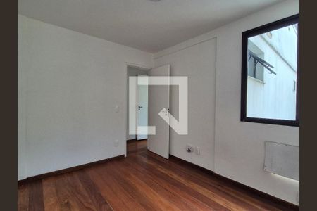 Apartamento à venda com 360m², 5 quartos e 2 vagasQuarto 1