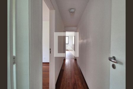 Apartamento à venda com 360m², 5 quartos e 2 vagasCorredor