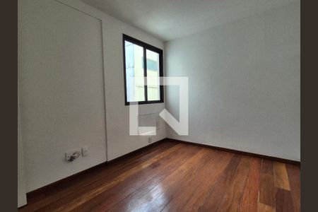 Apartamento à venda com 360m², 5 quartos e 2 vagasQuarto 1