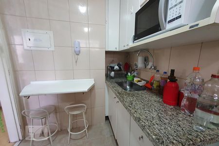 Apartamento à venda com 33m², 1 quarto e 1 vaga Apartamento à venda com 33m², 1 quarto e 1 vagaCozinha