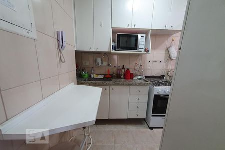 Apartamento à venda com 33m², 1 quarto e 1 vaga Apartamento à venda com 33m², 1 quarto e 1 vagaCozinha