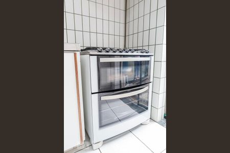 Casa à venda com 288m², 4 quartos e 6 vagas Casa à venda com 288m², 4 quartos e 6 vagasFogão