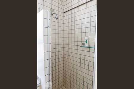 Casa à venda com 288m², 4 quartos e 6 vagas Casa à venda com 288m², 4 quartos e 6 vagasBanheiro 1