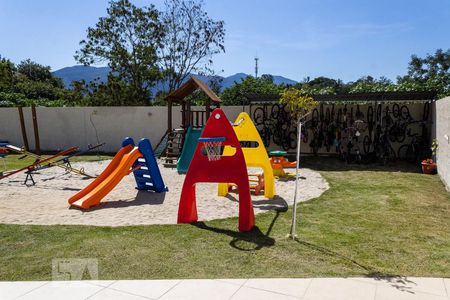 Apartamento para alugar com 44m², 2 quartos e 1 vaga Apartamento para alugar com 44m², 2 quartos e 1 vagaÁrea Comum - Playground