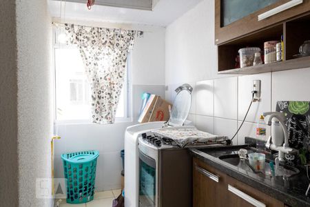 Apartamento para alugar com 44m², 2 quartos e 1 vaga Apartamento para alugar com 44m², 2 quartos e 1 vagaCozinha e Área de Serviço