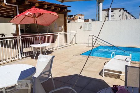 Apartamento para alugar com 44m², 2 quartos e 1 vaga Apartamento para alugar com 44m², 2 quartos e 1 vagaÁrea comum - Piscina
