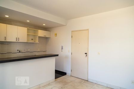 Sala de apartamento para alugar com 1 quarto, 40m² em Funcionários, Belo Horizonte