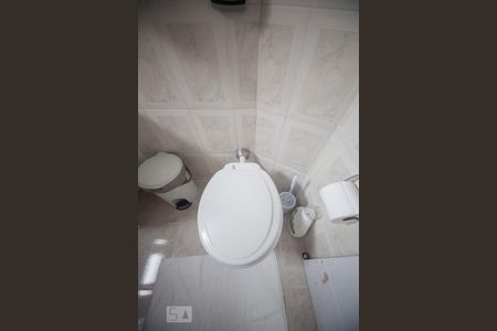 Apartamento à venda com 69m², 2 quartos e sem vaga Apartamento à venda com 69m², 2 quartos e sem vagaBanheiro social