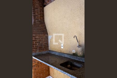 Apartamento para alugar com 60m², 2 quartos e 1 vaga Apartamento para alugar com 60m², 2 quartos e 1 vagaÁrea comum - Churrasqueira