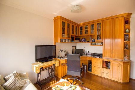 Apartamento à venda com 190m², 4 quartos e 4 vagas Apartamento à venda com 190m², 4 quartos e 4 vagasQuarto 4 - Suíte