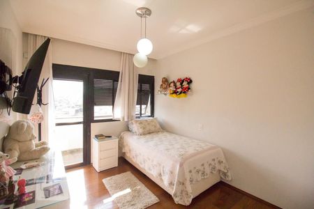 Apartamento à venda com 190m², 4 quartos e 4 vagas Apartamento à venda com 190m², 4 quartos e 4 vagasQuarto 1