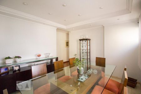 Apartamento à venda com 190m², 4 quartos e 4 vagas Apartamento à venda com 190m², 4 quartos e 4 vagasSala de Jantar