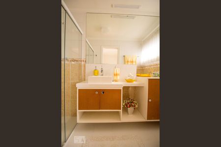 Apartamento à venda com 190m², 4 quartos e 4 vagas Apartamento à venda com 190m², 4 quartos e 4 vagasBanheiro Quarto 4 - Suíte