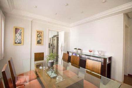 Apartamento à venda com 190m², 4 quartos e 4 vagas Apartamento à venda com 190m², 4 quartos e 4 vagasSala de Jantar