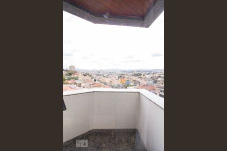 Apartamento à venda com 190m², 4 quartos e 4 vagas Apartamento à venda com 190m², 4 quartos e 4 vagasVaranda Quarto 2