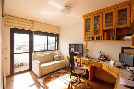 Apartamento à venda com 190m², 4 quartos e 4 vagas Apartamento à venda com 190m², 4 quartos e 4 vagasQuarto 4 - Suíte