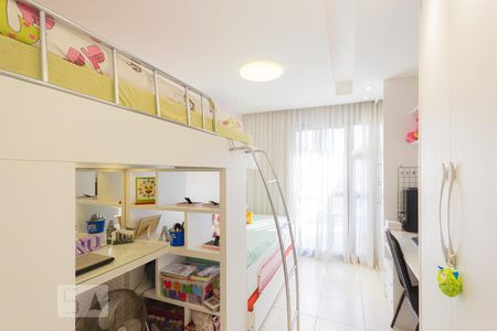 Apartamento à venda com 159m², 3 quartos e 2 vagasQuarto 1