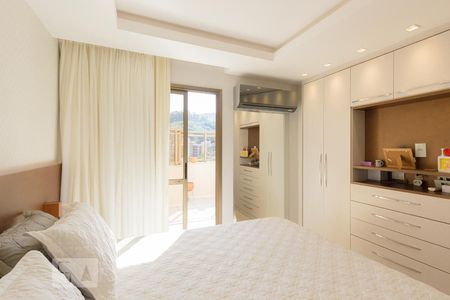 Apartamento à venda com 159m², 3 quartos e 2 vagasQuarto 2 - Suíte