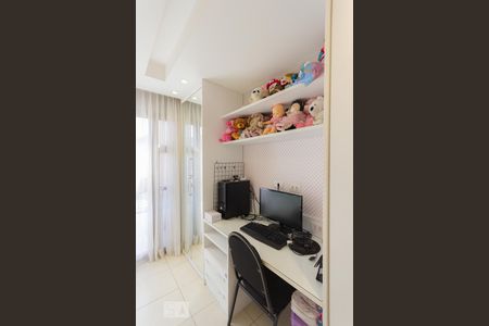 Apartamento à venda com 159m², 3 quartos e 2 vagasQuarto 1