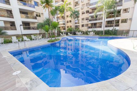 Apartamento à venda com 159m², 3 quartos e 2 vagasPiscina