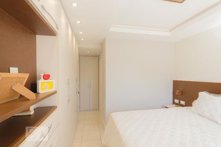 Apartamento à venda com 159m², 3 quartos e 2 vagasQuarto 2 - Suíte