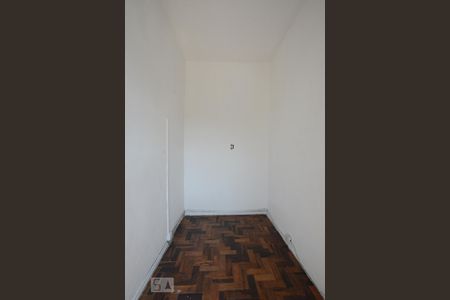 Apartamento para alugar com 70m², 2 quartos e sem vagaQuarto de Serviço