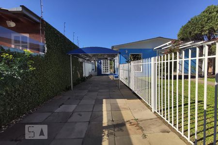 Casa à venda com 140m², 2 quartos e 3 vagas Casa à venda com 140m², 2 quartos e 3 vagasGaragem