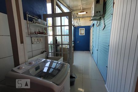 Casa à venda com 140m², 2 quartos e 3 vagas Casa à venda com 140m², 2 quartos e 3 vagasÁrea de Serviço