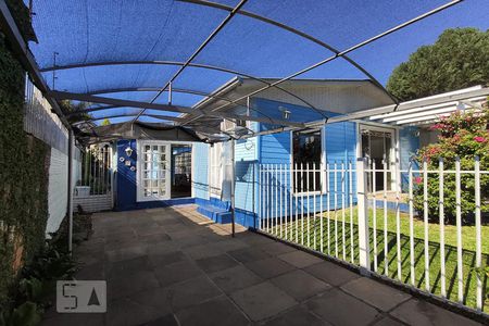 Casa à venda com 140m², 2 quartos e 3 vagas Casa à venda com 140m², 2 quartos e 3 vagasGaragem