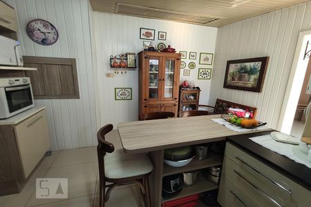 Casa à venda com 140m², 2 quartos e 3 vagas Casa à venda com 140m², 2 quartos e 3 vagasCozinha