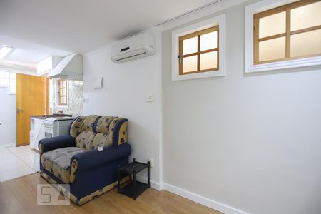 Sala e Quarto de kitnet/studio para alugar com 1 quarto, 32m² em Vila Penteado, São Paulo