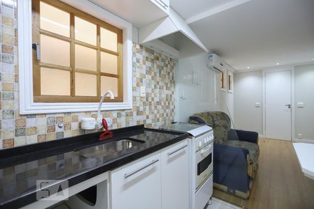 Cozinha de kitnet/studio para alugar com 1 quarto, 32m² em Vila Penteado, São Paulo