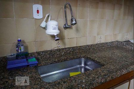 Casa à venda com 177m², 3 quartos e 2 vagas Casa à venda com 177m², 3 quartos e 2 vagasCozinha