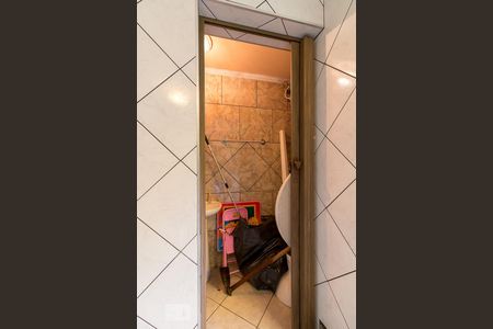 Casa à venda com 250m², 4 quartos e 2 vagasBanheiro de serviço