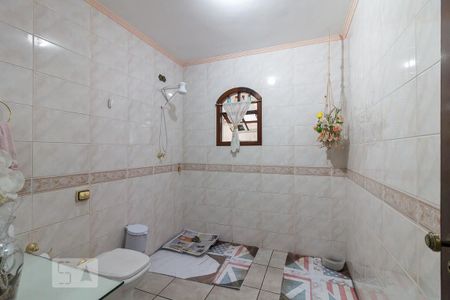 Casa à venda com 250m², 4 quartos e 2 vagasLavabo