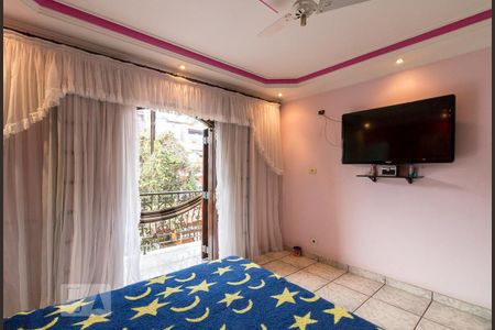 Casa à venda com 250m², 4 quartos e 2 vagasQuarto 4 suíte