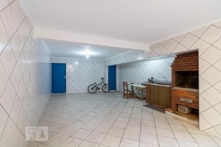Casa à venda com 250m², 4 quartos e 2 vagasGaragem, churrasqueira e casa 2