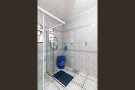 Casa à venda com 250m², 4 quartos e 2 vagasBanheiro social